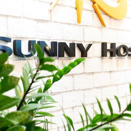 Sunny Hostel Chiangmai @Tha Pae Chiang Mai Zewnętrze zdjęcie